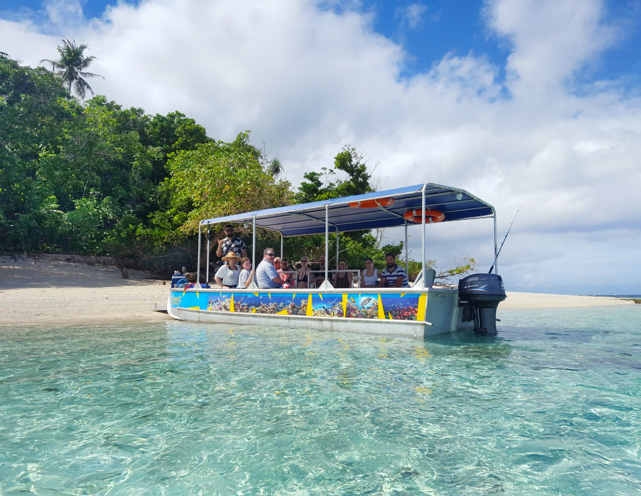 Saletoga Sands Glass bottom boat tour